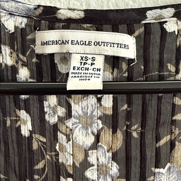 American Eagle Floral Sheer Cardigan | XS/S Boho Kimono - Picture 7 of 8